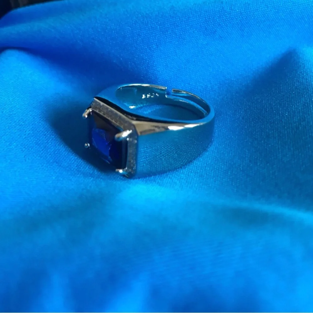 N/A classic silver